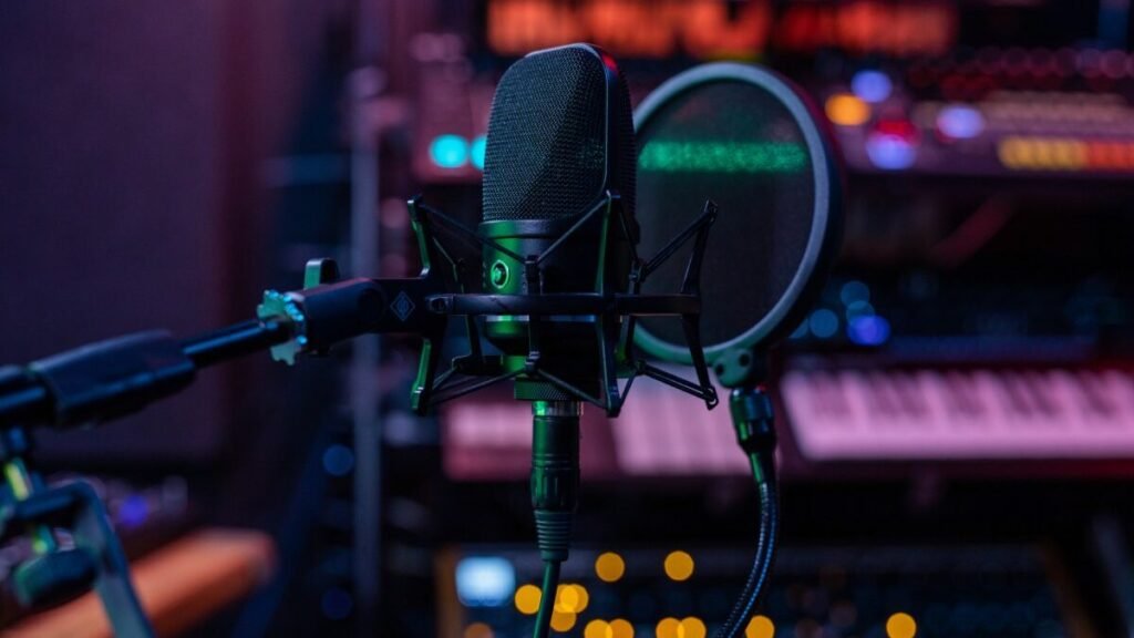 Microphone